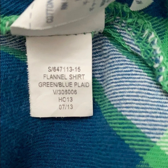 Old Navy women’s flannel plaid button down shirt - Picture 8 of 9